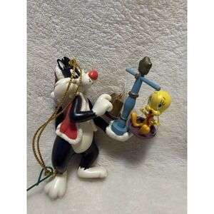 Vintage 2000 Sylvester &‎ Tweety  Christmas Ornament- Warner Brothers 3"